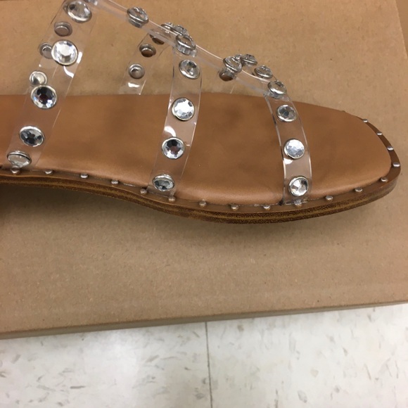 Beautiful Steve Maddens Silver Studded clear Flats - Picture 9 of 17